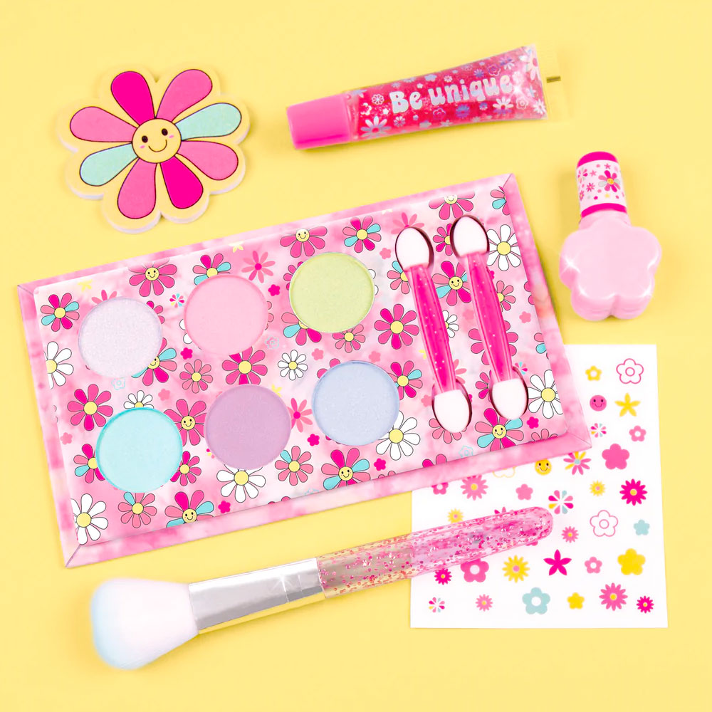 Make It Real | Blooming Beauty Cosmetic Set